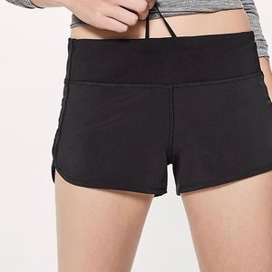 size 2 lululemon speed short black